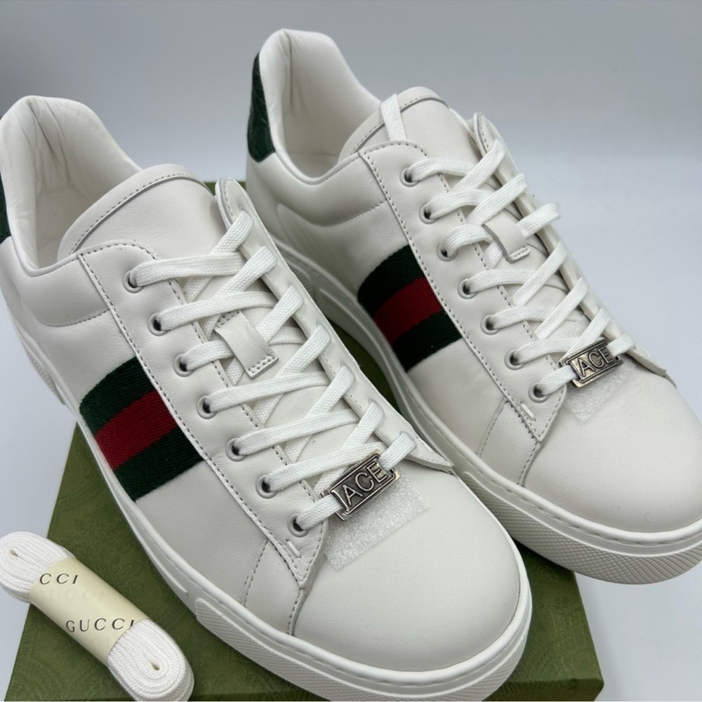 Women’s Gucci, ace leather, web striped sneakers size 40 made in Italy
